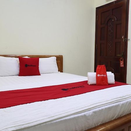 Reddoorz Plus @ Dong Den Street Hotell Ho Chi Minh-staden Exteriör bild