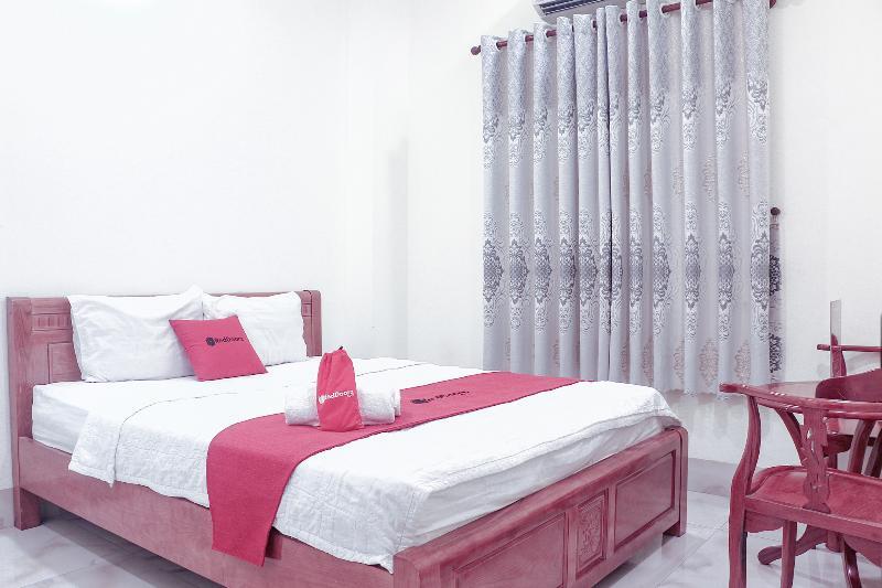 Reddoorz Plus @ Dong Den Street Hotell Ho Chi Minh-staden Exteriör bild